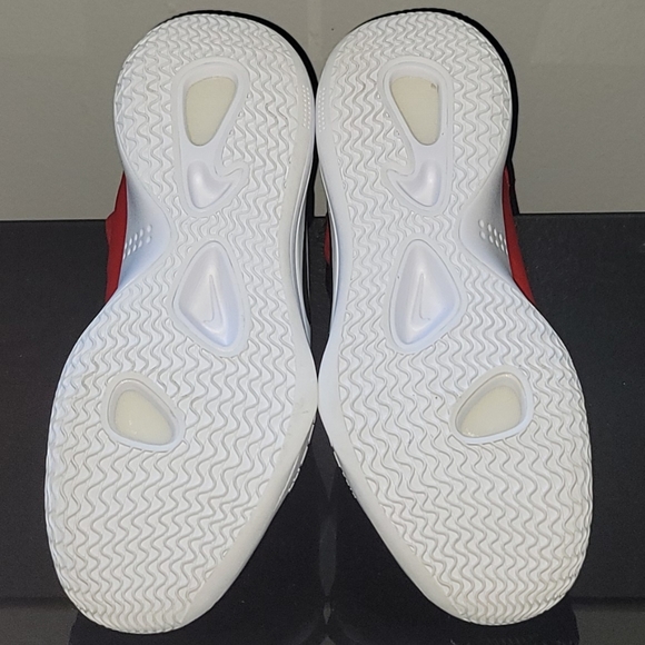 Nike Hyperdunk X - Picture 2 of 7